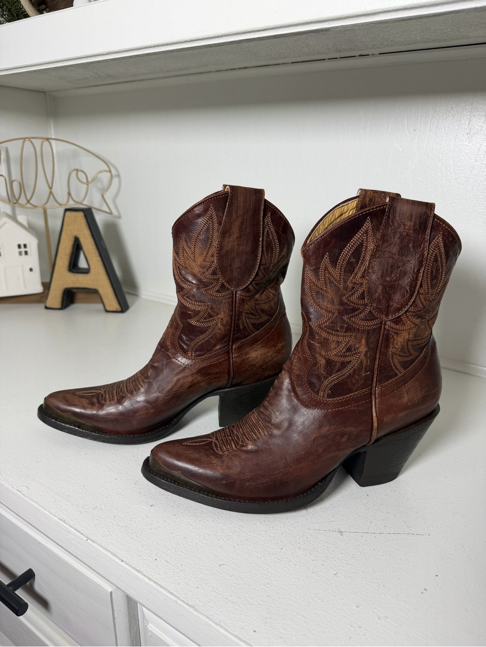 Idyllwind Western Ankle Boots Women's 6.5B Brown Leather Cowboy Booties Boho